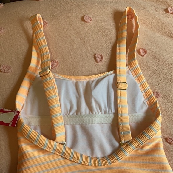 Ribbed Orange and white striped square neck suit - Picture 3 of 3